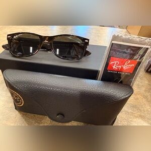Ray-Ban 2140 Original Wayfarer polarized tortoise G-15